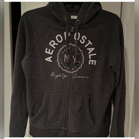 Women's NWT Aeropostale Gray/White Hoodie. Size Large - Picture 2 of 4